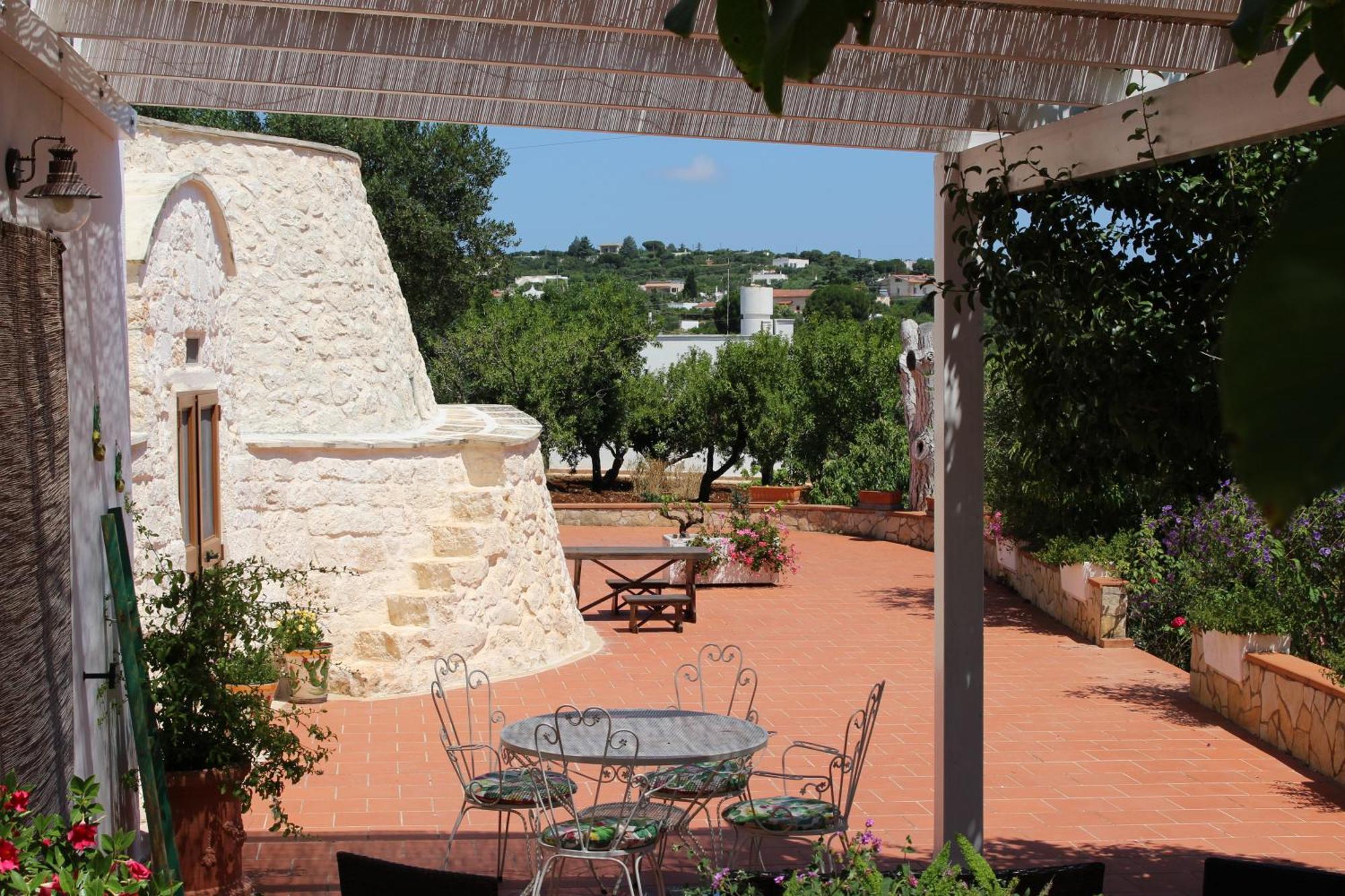 Trullo Il Melograno Casa de hóspedes Ostuni Exterior foto